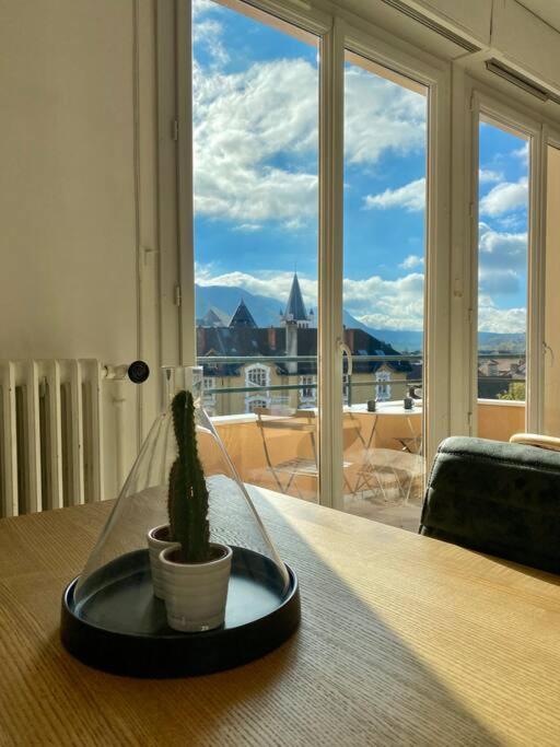 Toit-Terrasse Traversant Plein Centre 100M Du Lac Apartamento Annecy Exterior foto